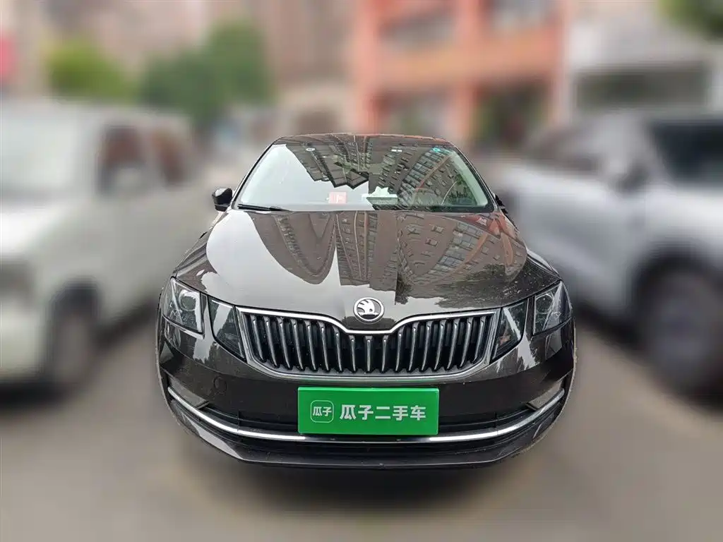 Skoda Octavia 2018 — фото 24