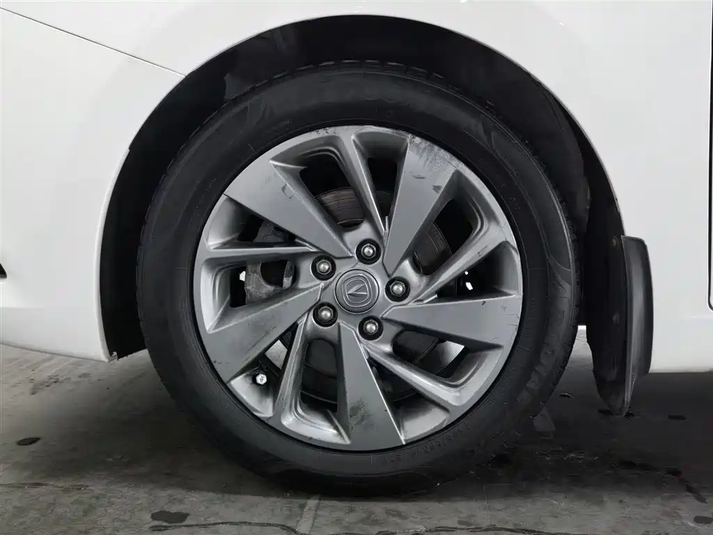 Changan Eado DT 2018 — фото 17