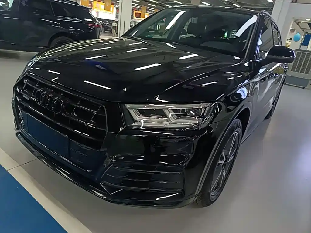 Audi Q5L 2021