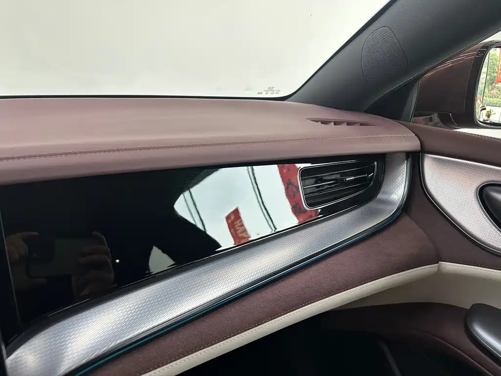 BYD Seal 07 DM-i 2025 — фото 11