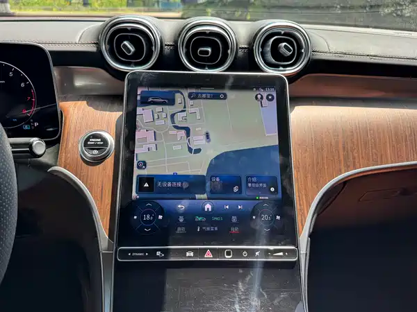 Mercedes-Benz GLC 2024
