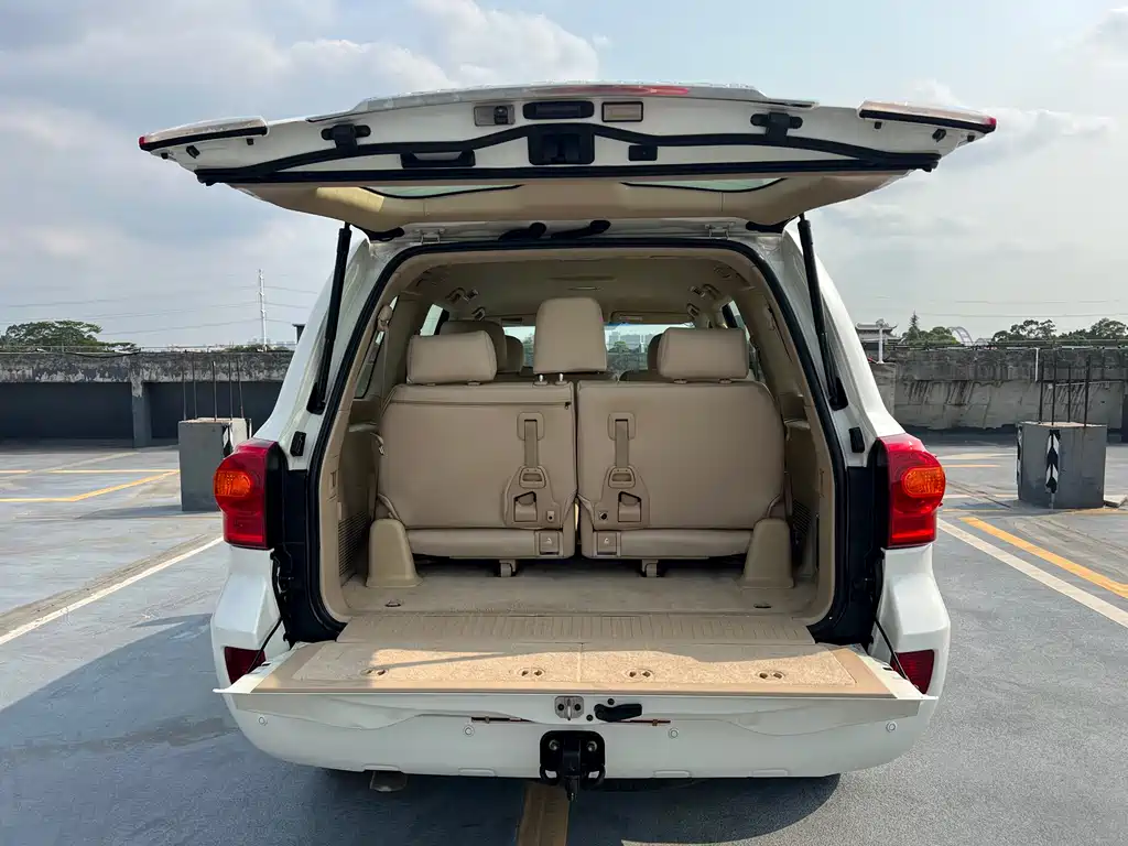 Toyota Land Cruiser 2016 — фото 15