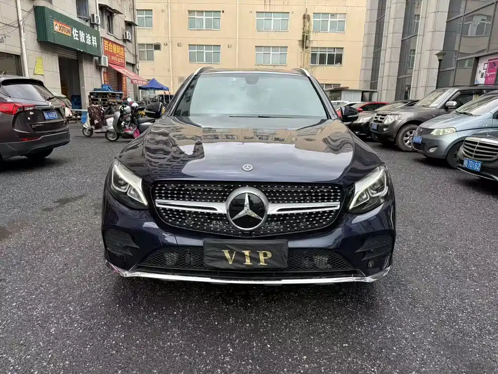 Mercedes-Benz GLC 2018 — фото 1