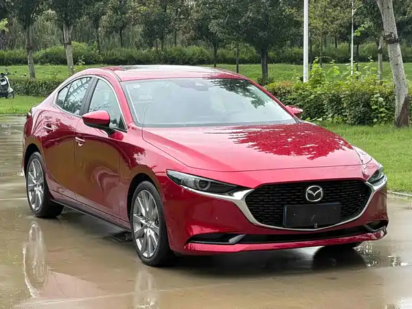 Mazda 3 Axela 2026