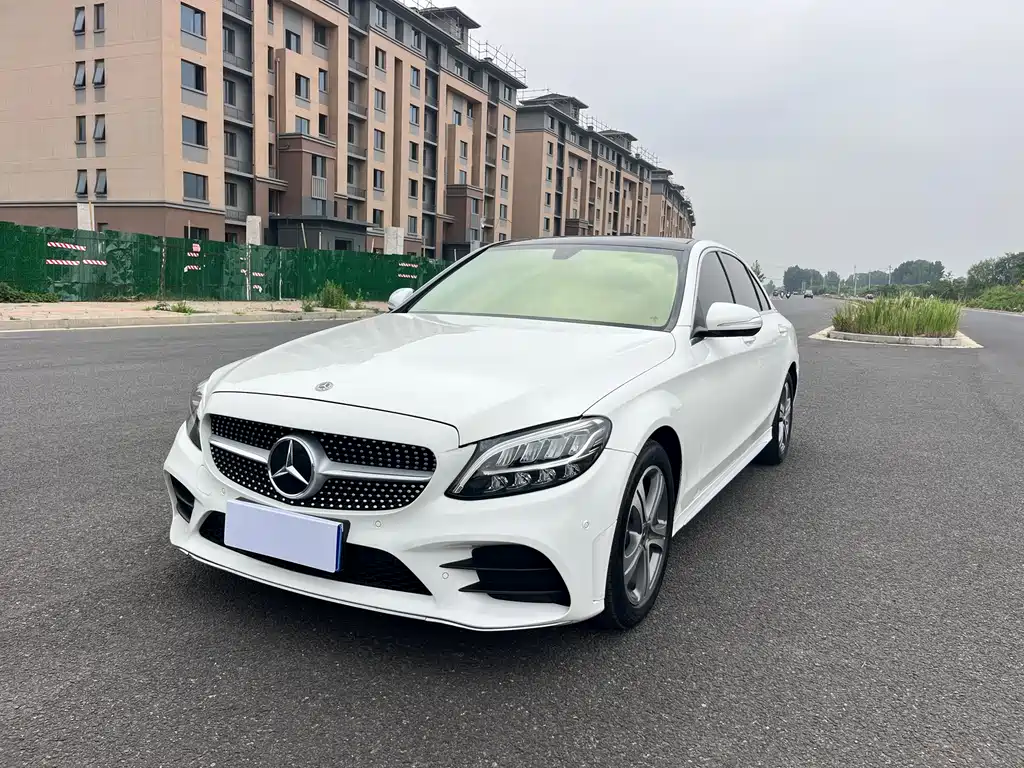 Mercedes-Benz C-Class 2019 — фото 1