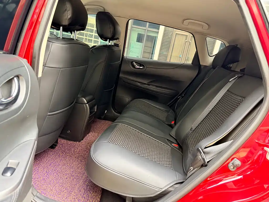 Nissan Tiida 2016