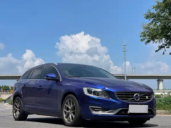 Volvo V60 2014