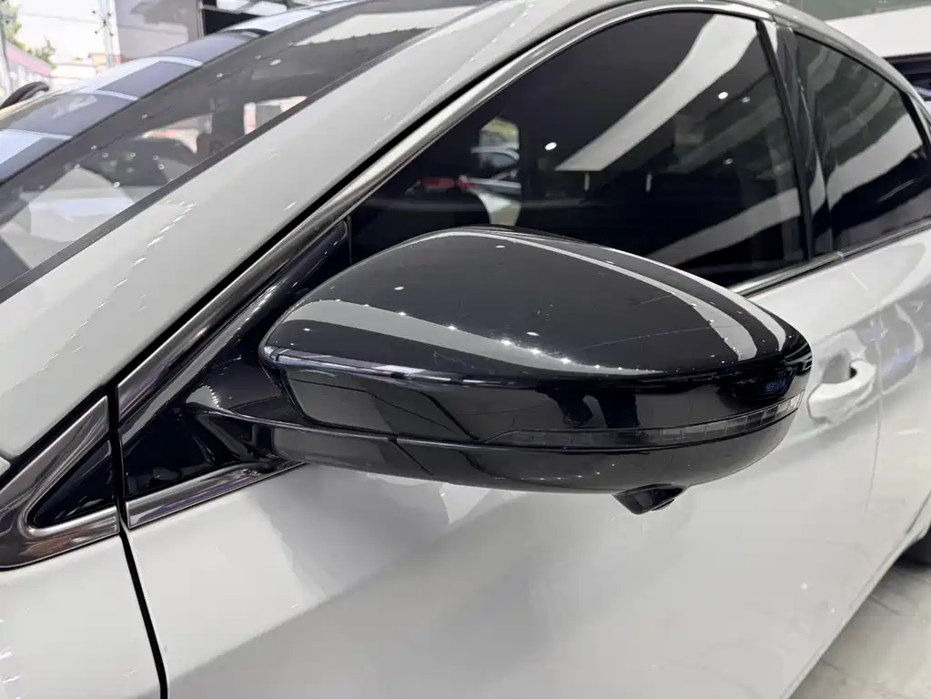 Roewe i6 MAX 2021 — фото 25