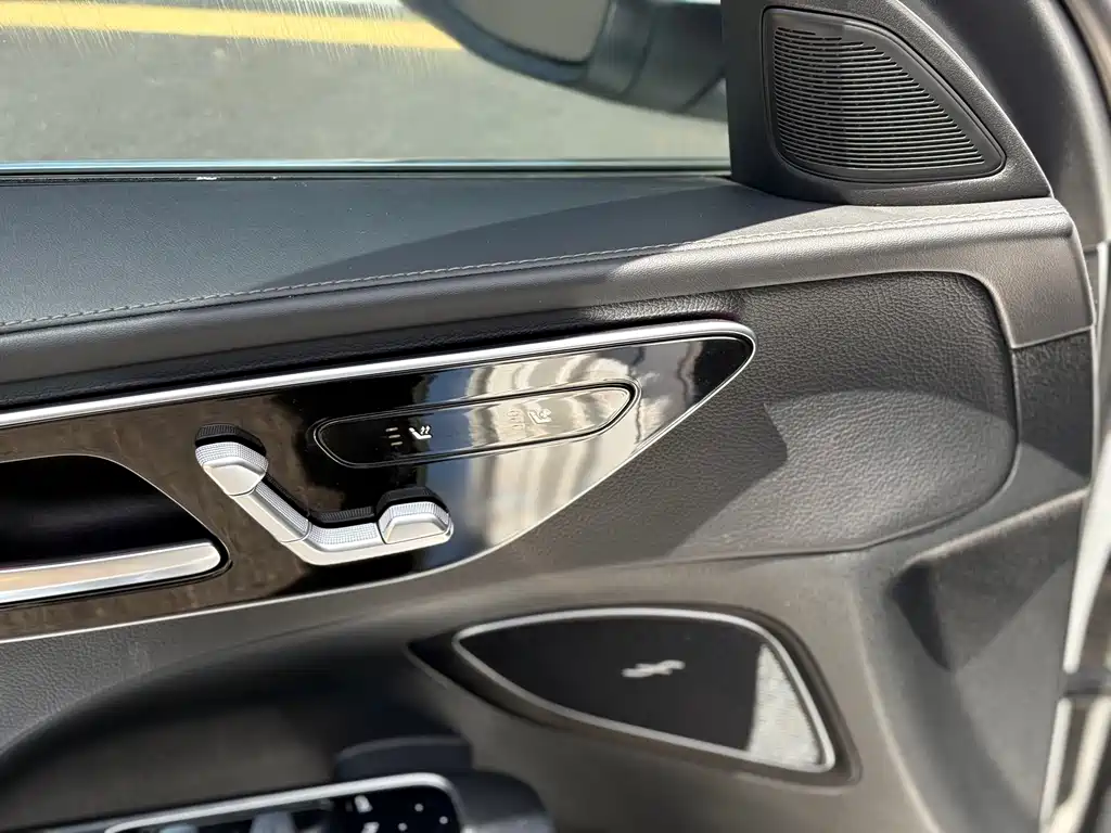 Mercedes-Benz C-Class 2022 — фото 8