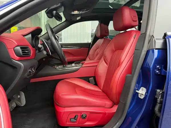 Maserati Levante 2016