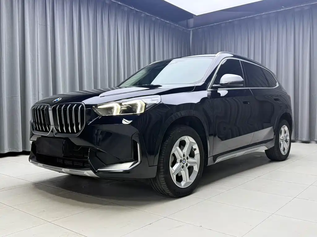 BMW X1 2023 — фото 1