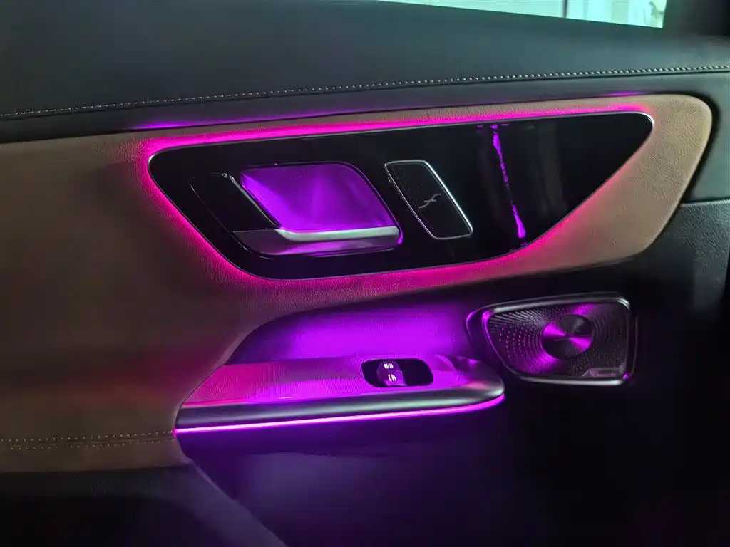 Mercedes-Benz GLC 2025 — фото 20