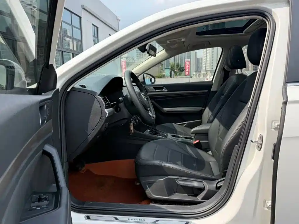 Volkswagen Lavida 2022