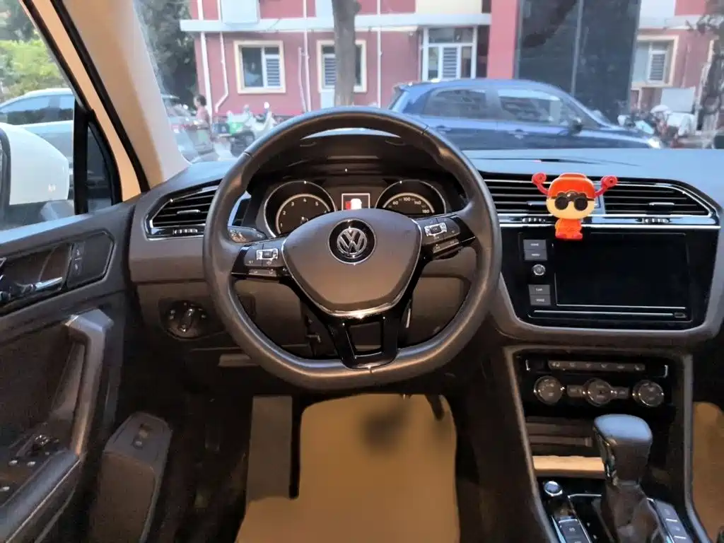 Volkswagen Tiguan L 2019