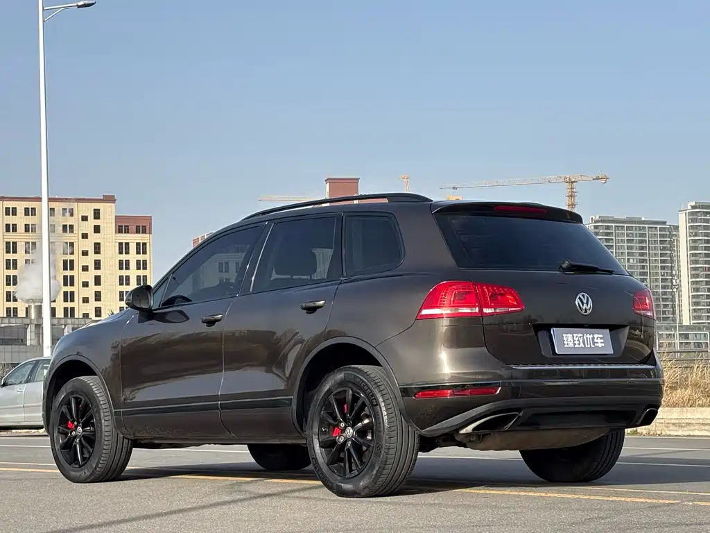 Volkswagen Touareg 2016 — фото 6