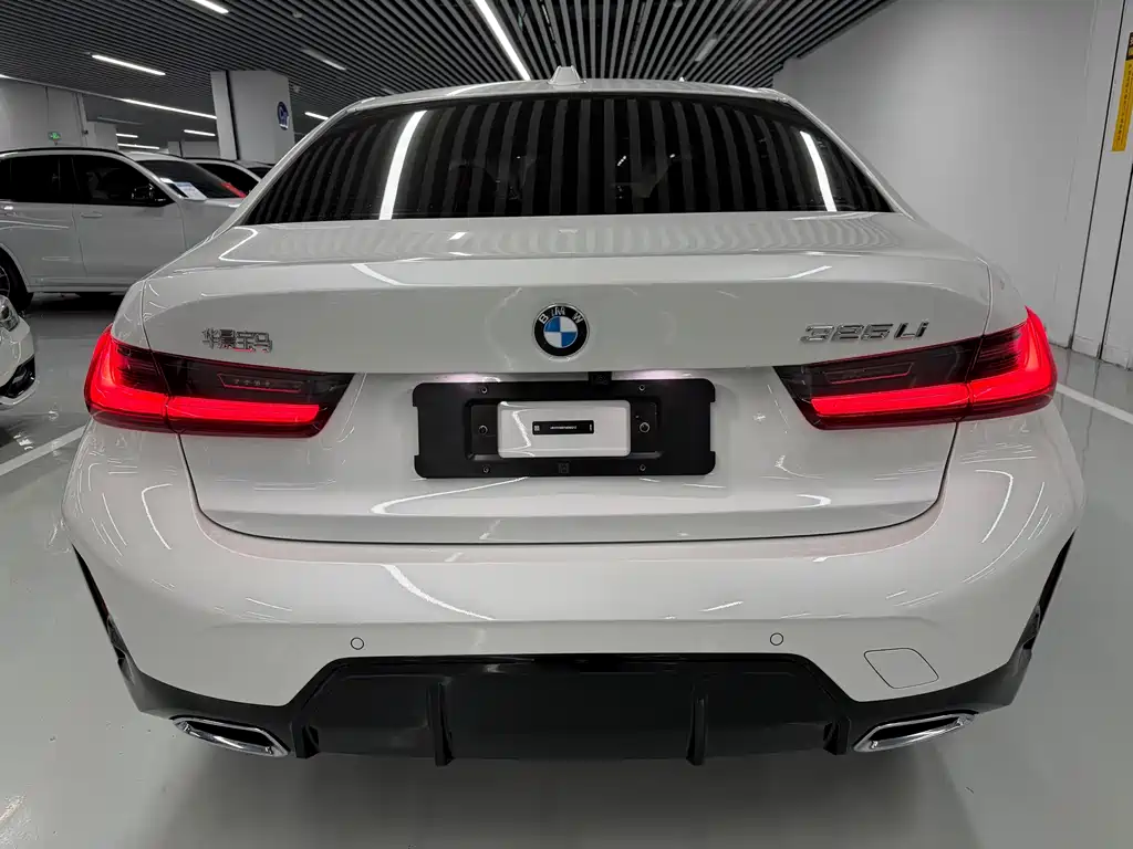 BMW 3 Series 2023 — фото 14