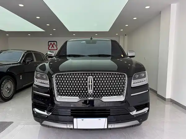Lincoln Navigator 2020