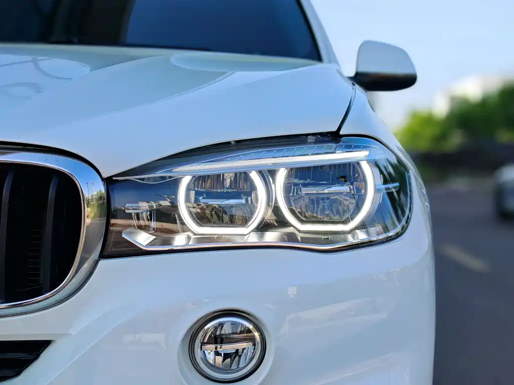 BMW X5 2018 — фото 12