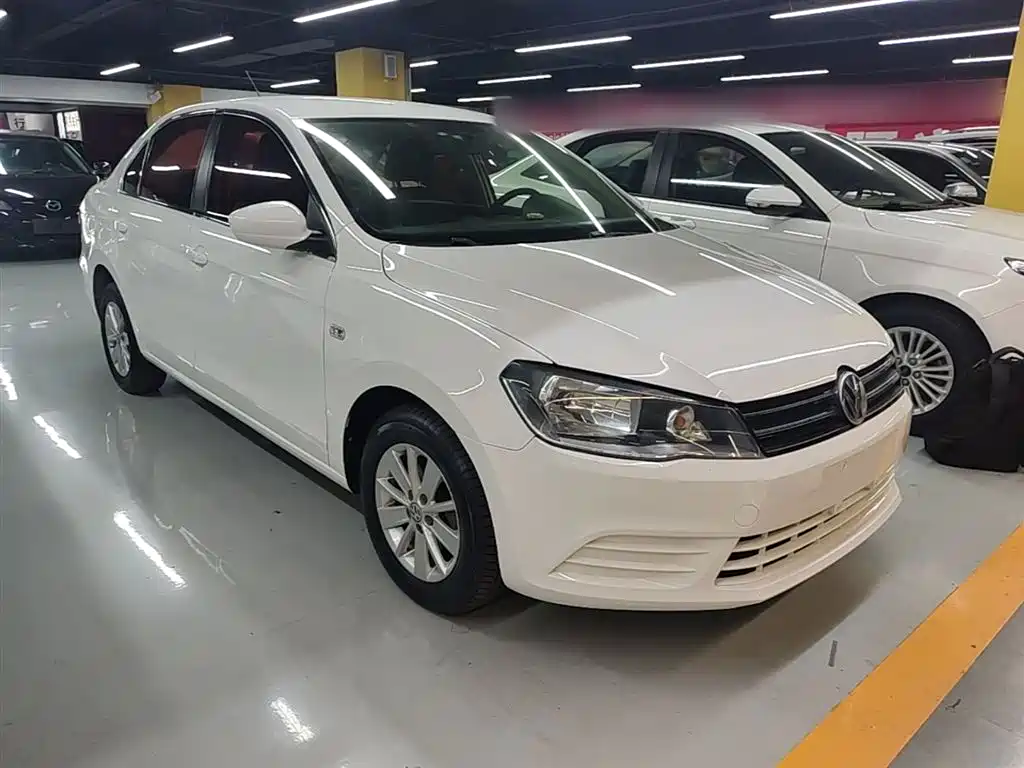 Volkswagen Jetta 2018 — фото 4