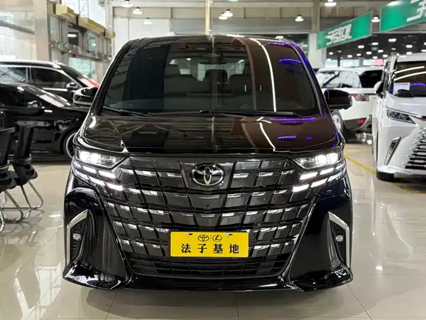 Toyota Alphard 2024