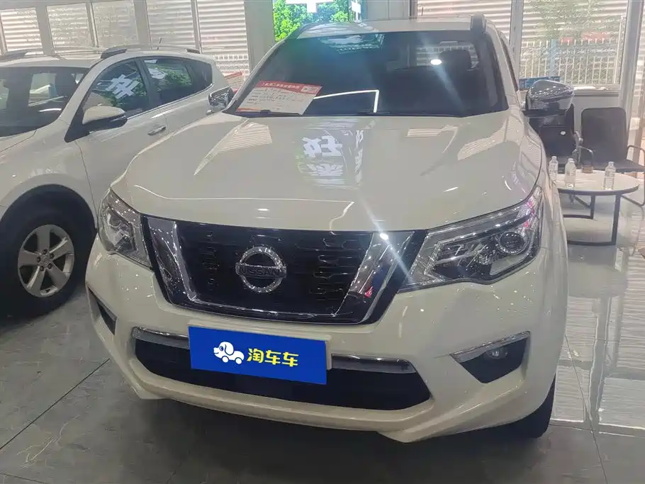 Nissan Terra 2019