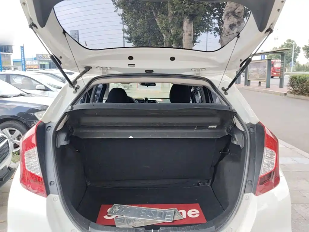 Honda Fit 2018 — фото 19