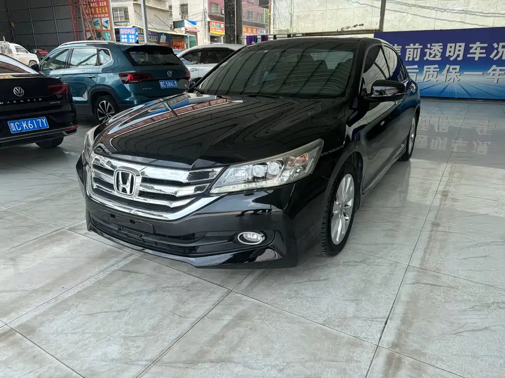 Honda Accord 2014 — фото 3