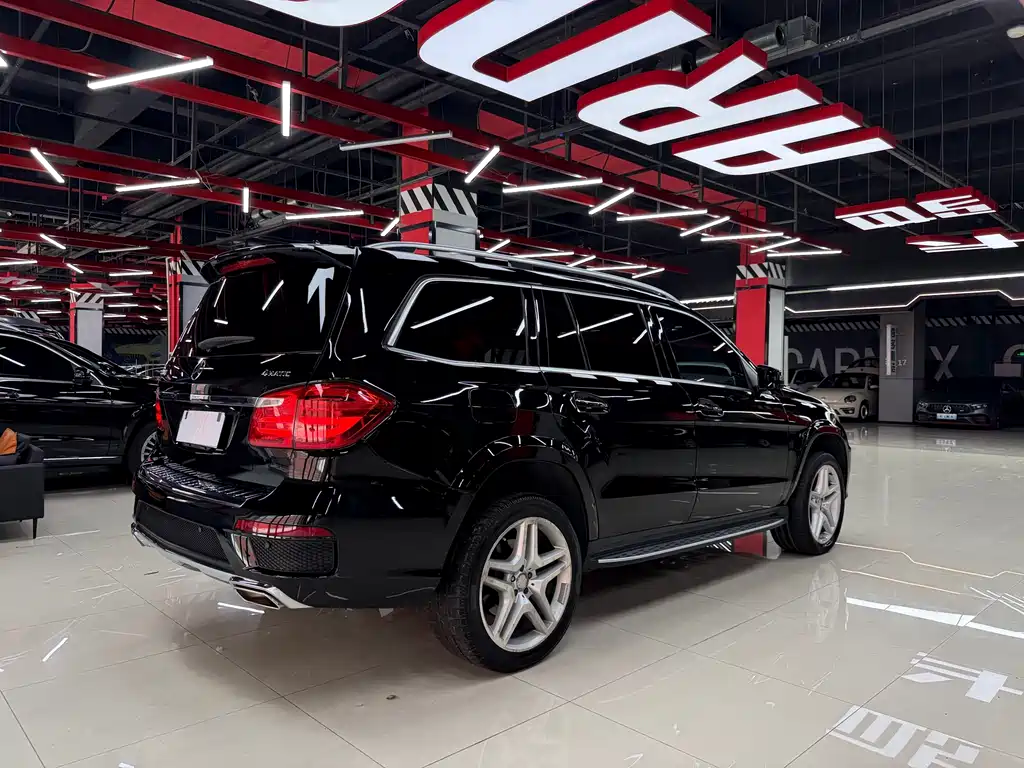 Mercedes-Benz GL-Class 2015