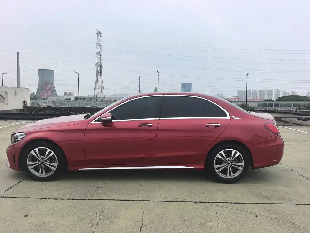 Mercedes-Benz C-Class 2020