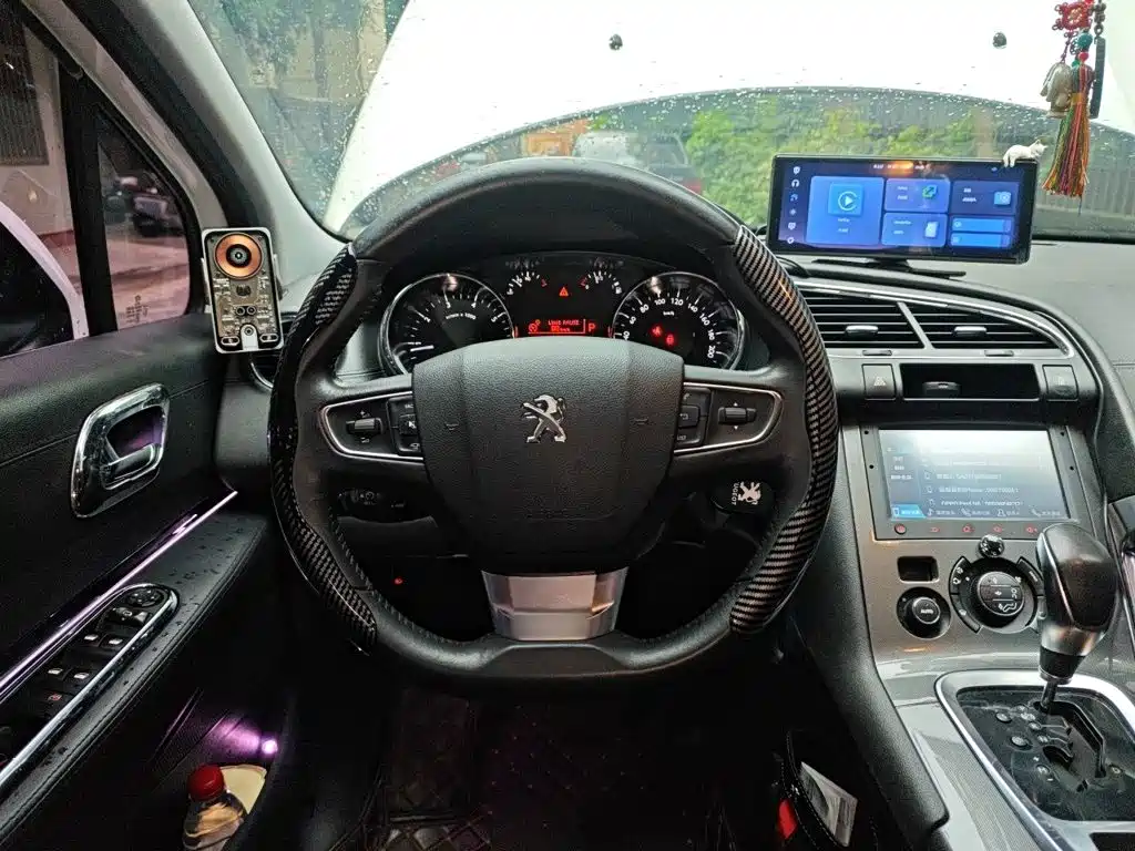 Peugeot 3008 2017 — фото 3