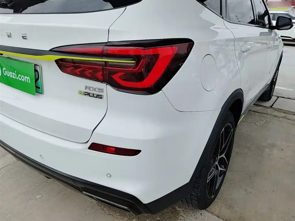 Roewe RX5 New Energy 2022 — фото 8