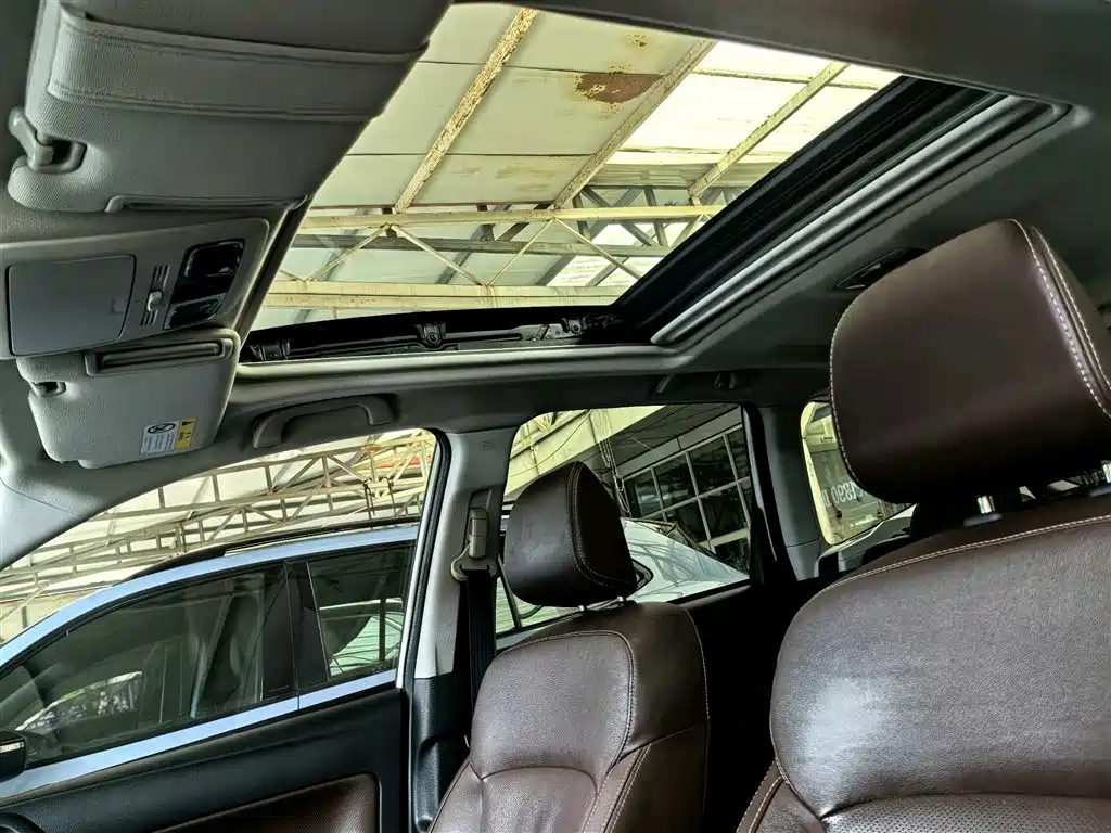 Subaru Forester 2017 — фото 11