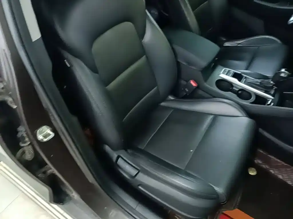 Hyundai Tucson 2017 — фото 25