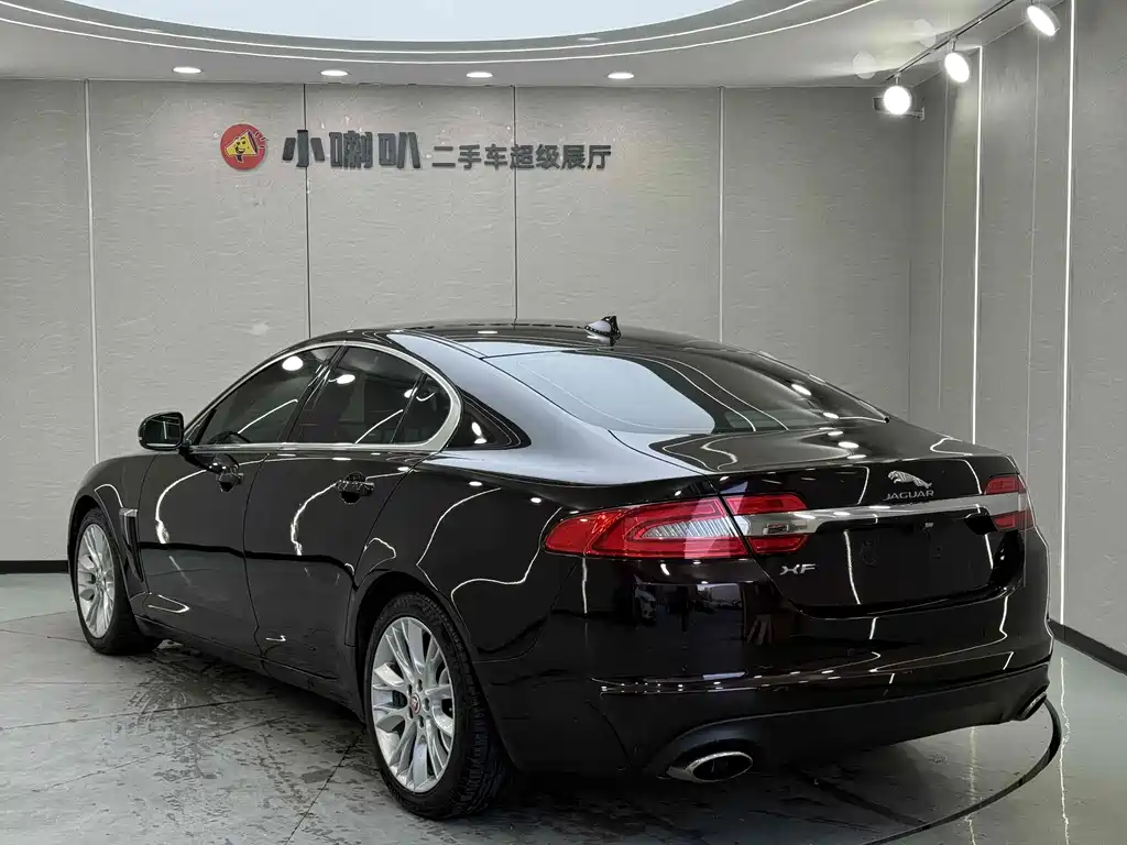 Jaguar XF 2014 — фото 29