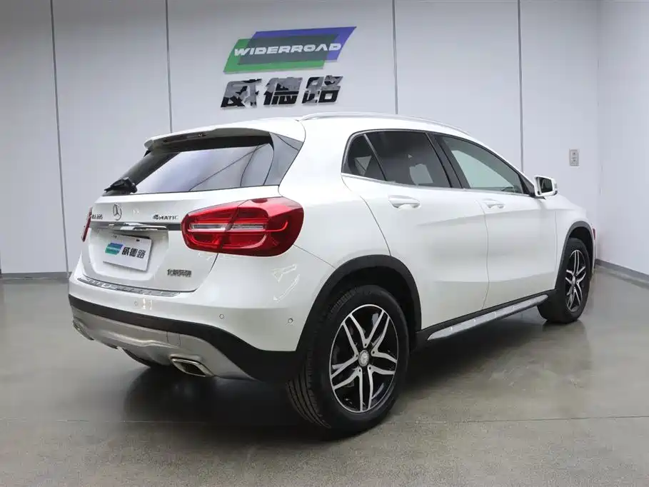 Mercedes-Benz GLA 2016 — фото 3