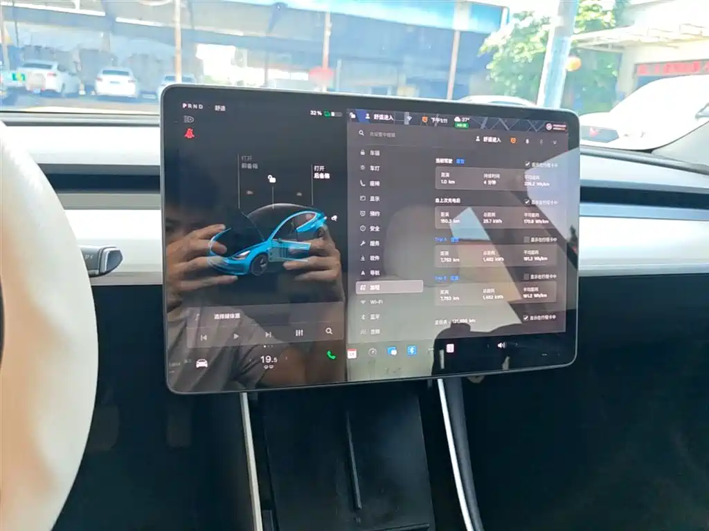 Tesla Model 3 2019 — фото 13
