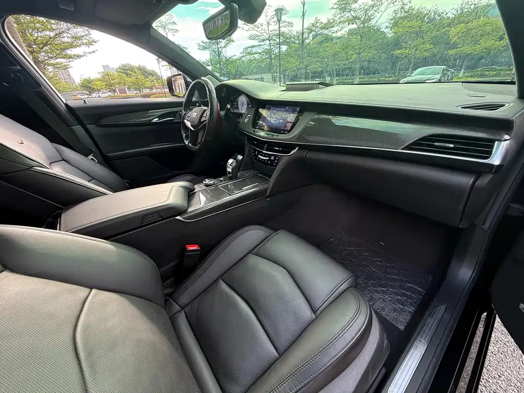 Cadillac CT6 2021 — фото 13