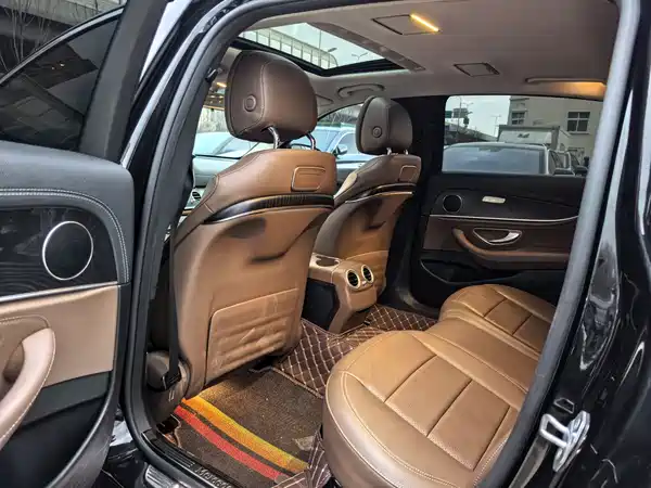 Mercedes-Benz E-Class 2019