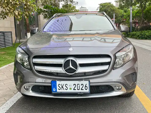 Mercedes-Benz GLA 2016