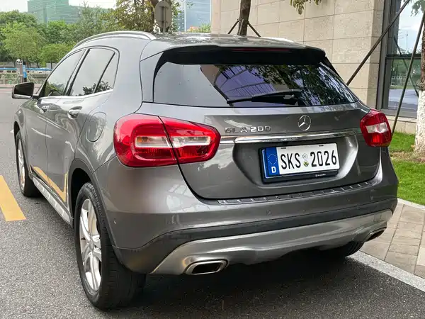 Mercedes-Benz GLA 2016