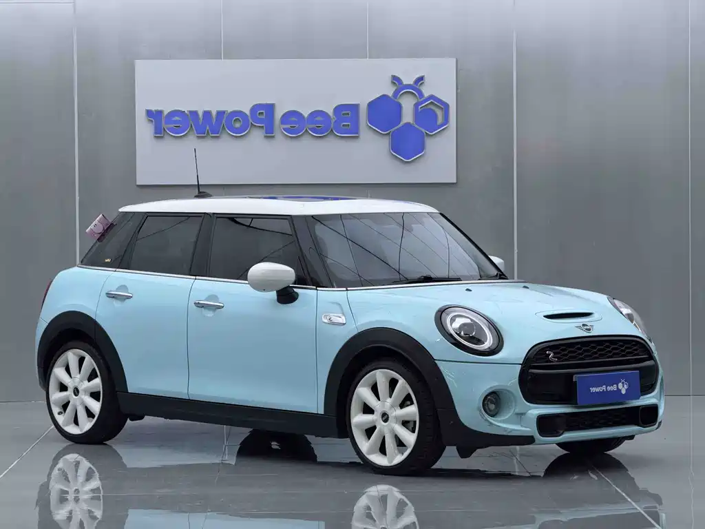 MINI MINI 2021