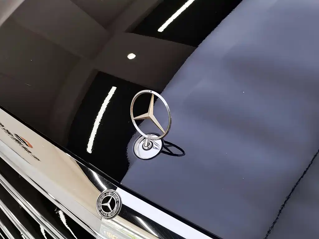 Mercedes-Benz E-Class 2019 — фото 21