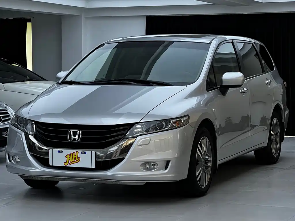 Honda Odyssey 2010 — фото 1