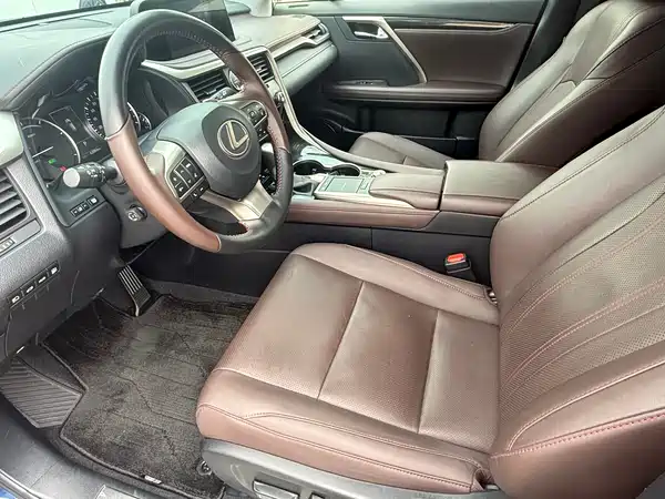 Lexus RX 2020