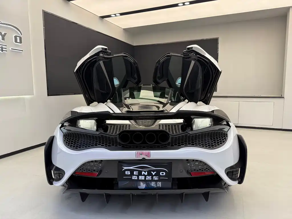 McLaren 720S 2019 — фото 6