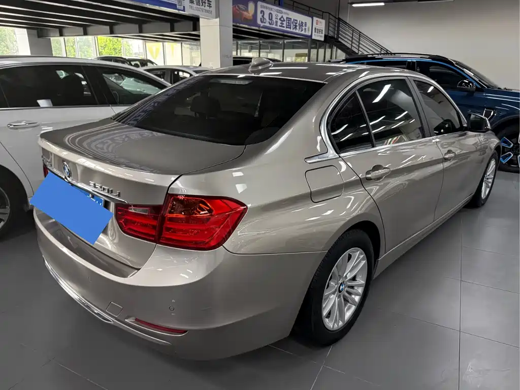 BMW 3 Series 2015 — фото 14