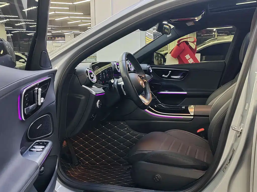 Mercedes-Benz C-Class 2023