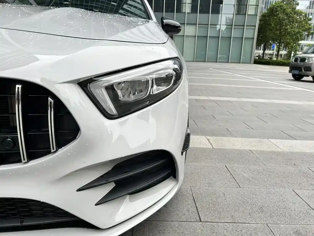 Mercedes-Benz A-Class 2019 — фото 16