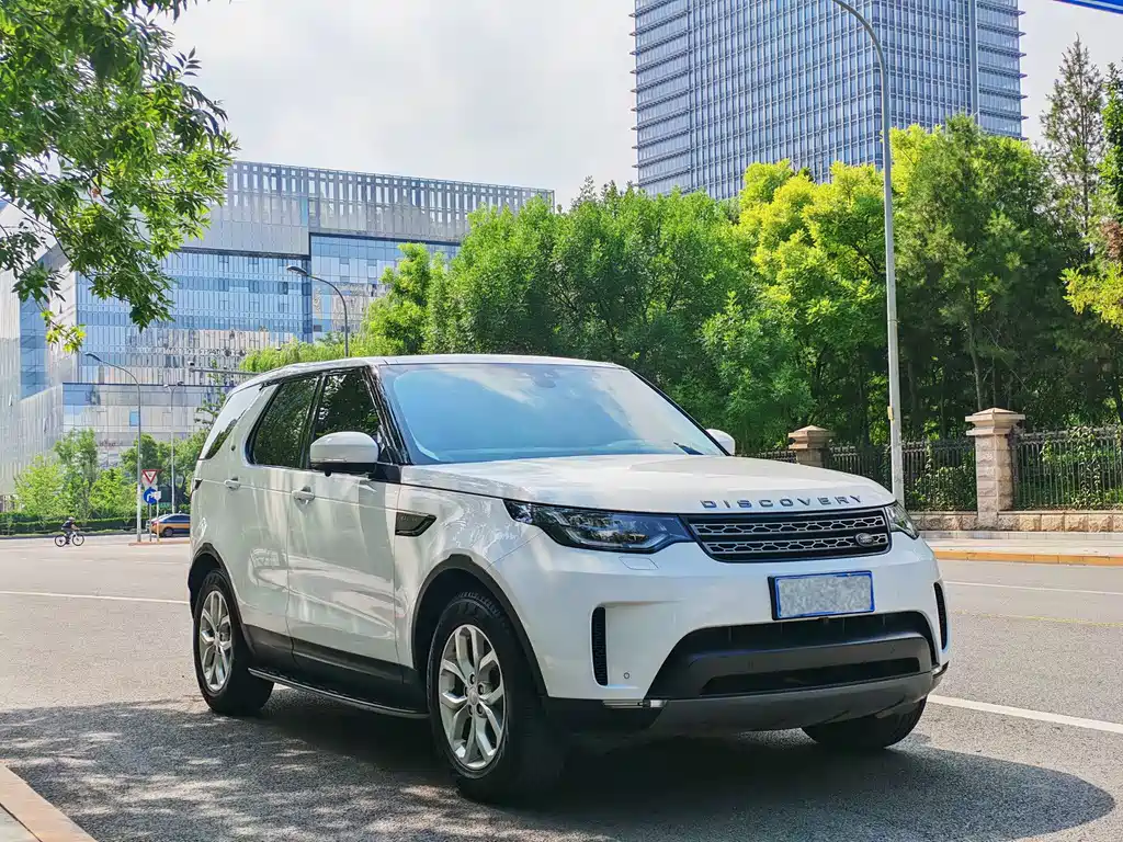 Land Rover Discovery 2017 — фото 2