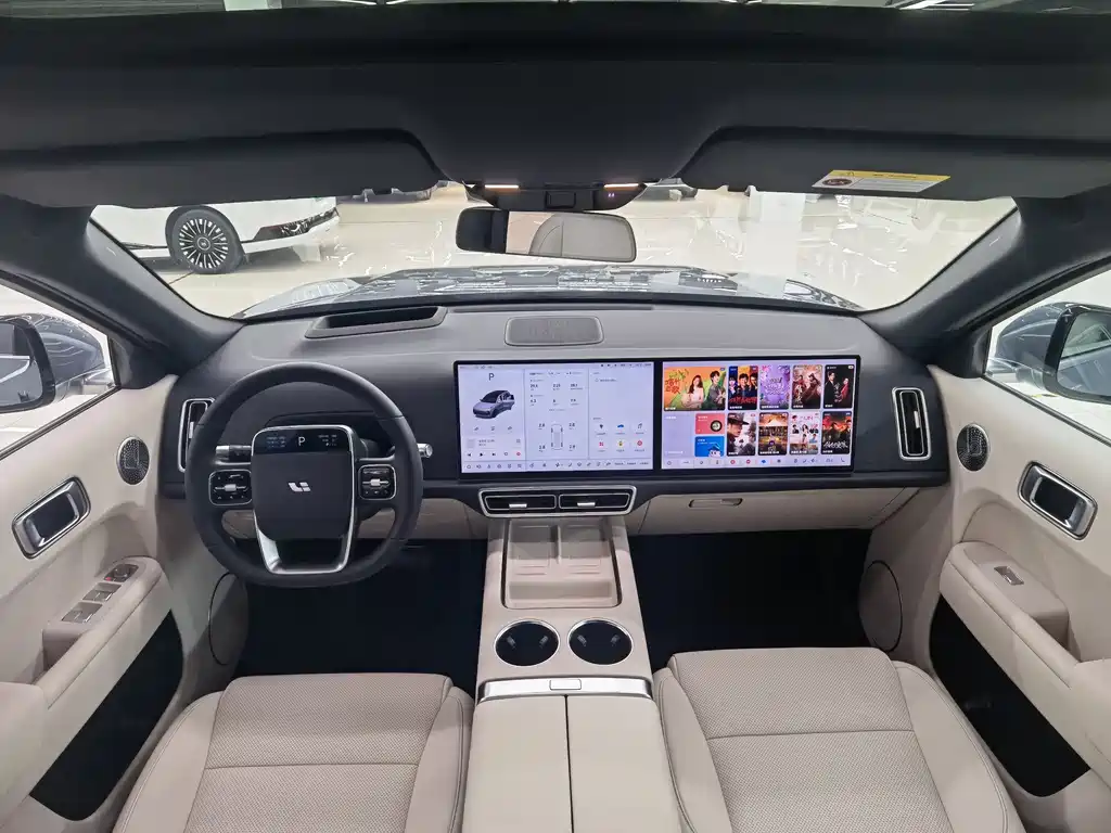 Li Auto Li L8 2025